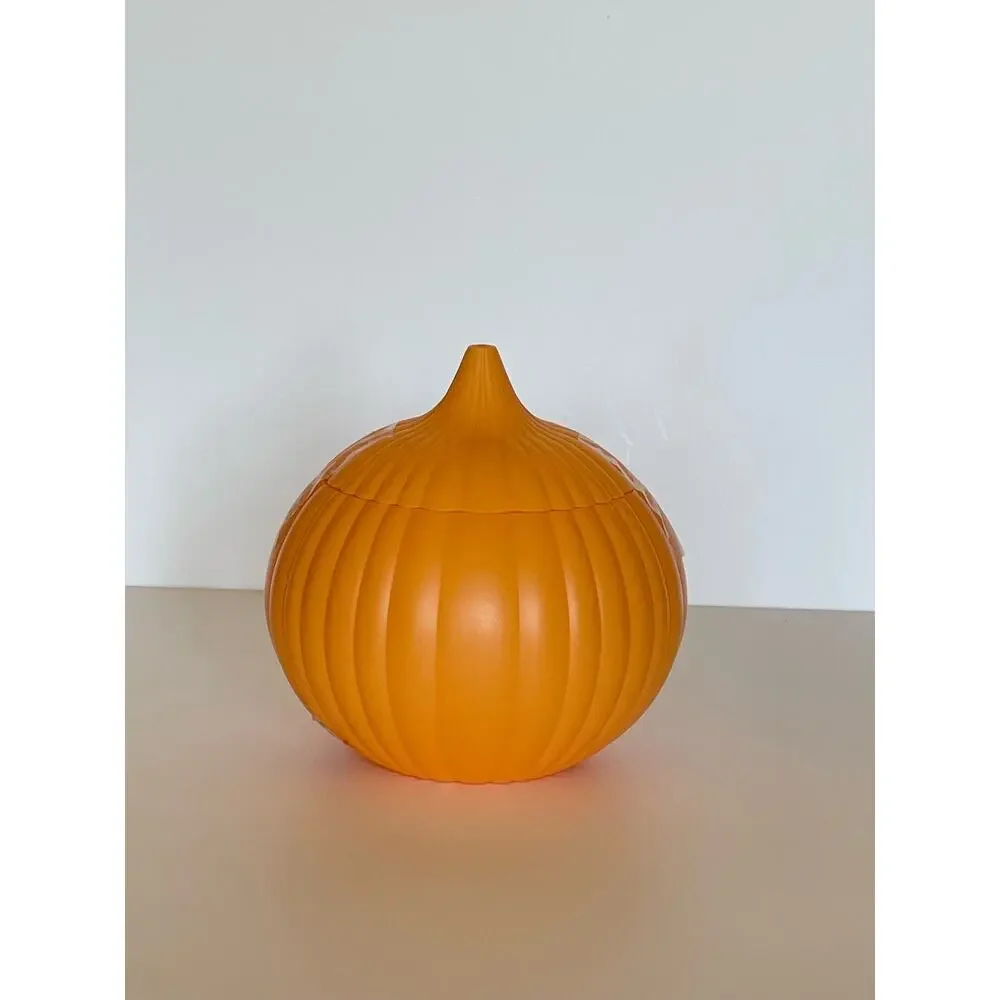 1 Piece Plastic Yellow Onion Saver